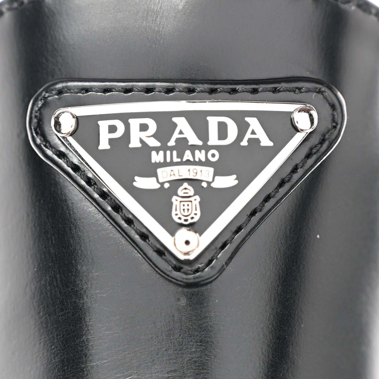 Spazzolato Metal Triangle Logo 50mm Chelsea Boots 38 Black