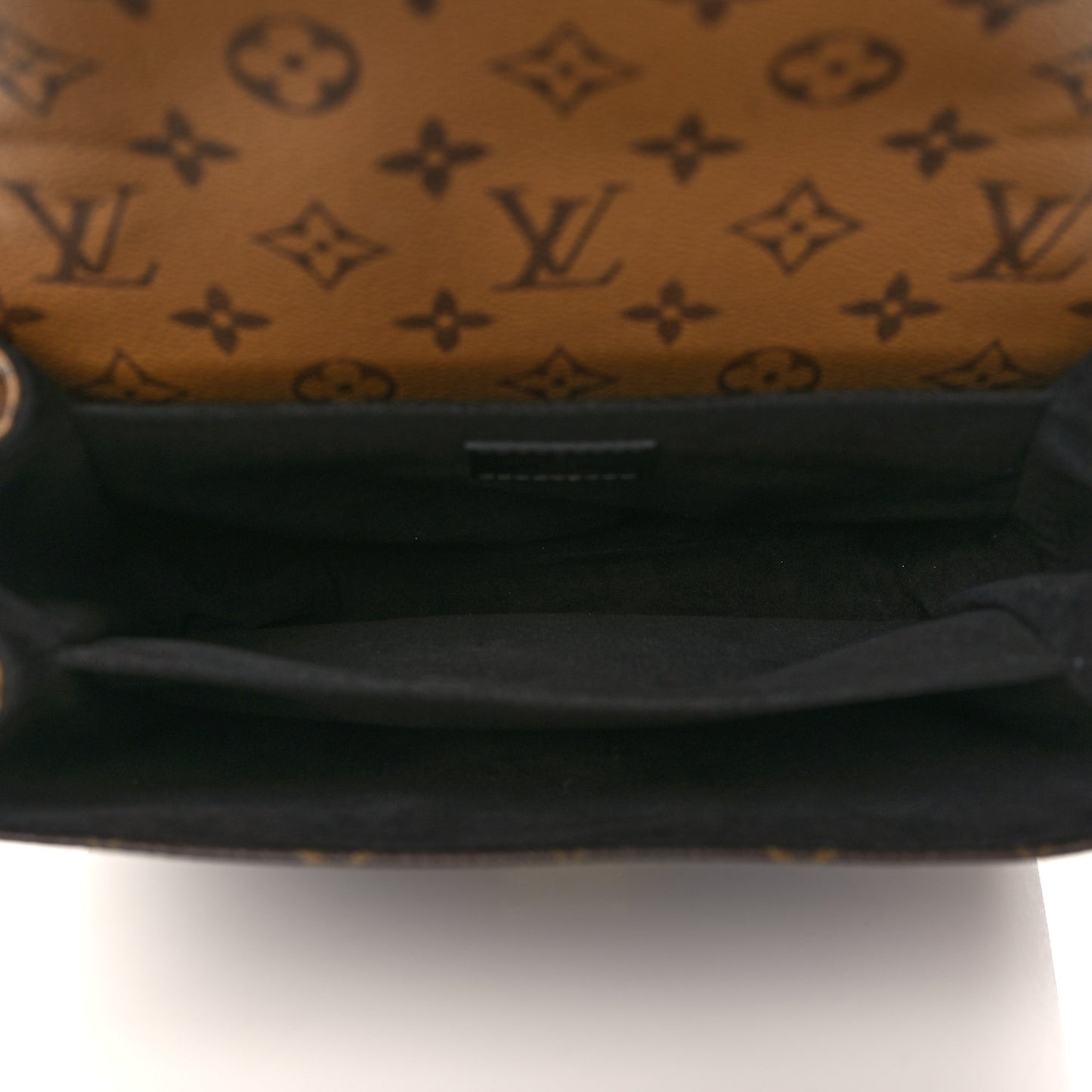 Reverse Monogram Pochette Metis