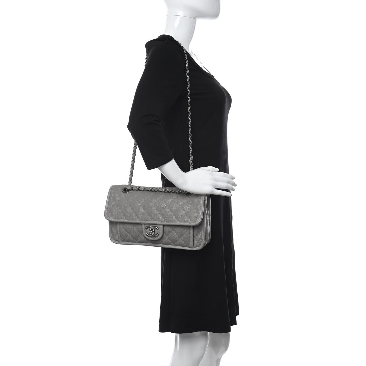 Caviar Quilted Medium French Riviera Flap Light Grey