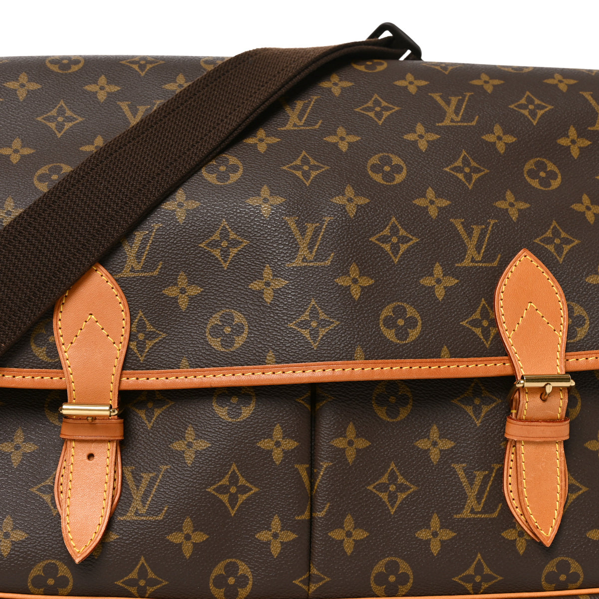 Louis Vuitton Monogram Sac Gibeciere GM 7 of 9
