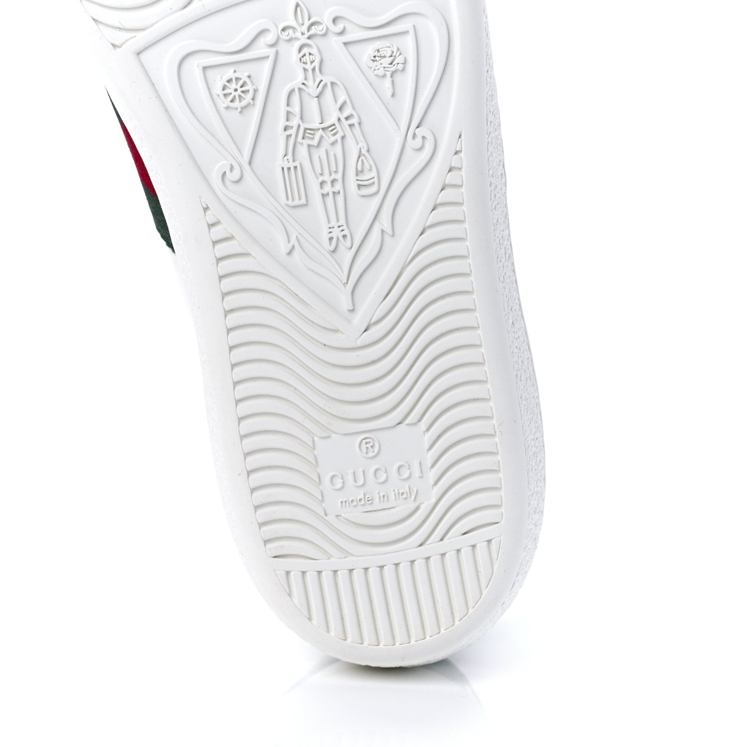 Gucci X DISNEY Calfskin Miro Soft Web Donald Duck Womens Ace Sneakers 35 White New Shamarock 6 of 9