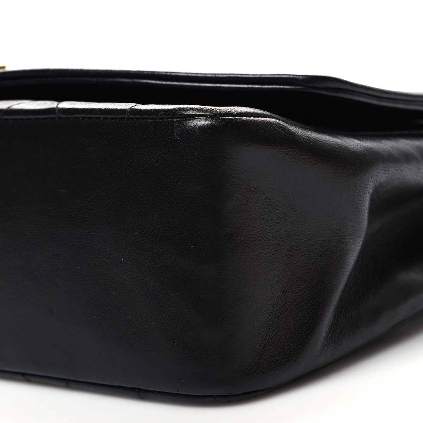 Lambskin Quilted Medium Single Flap Black