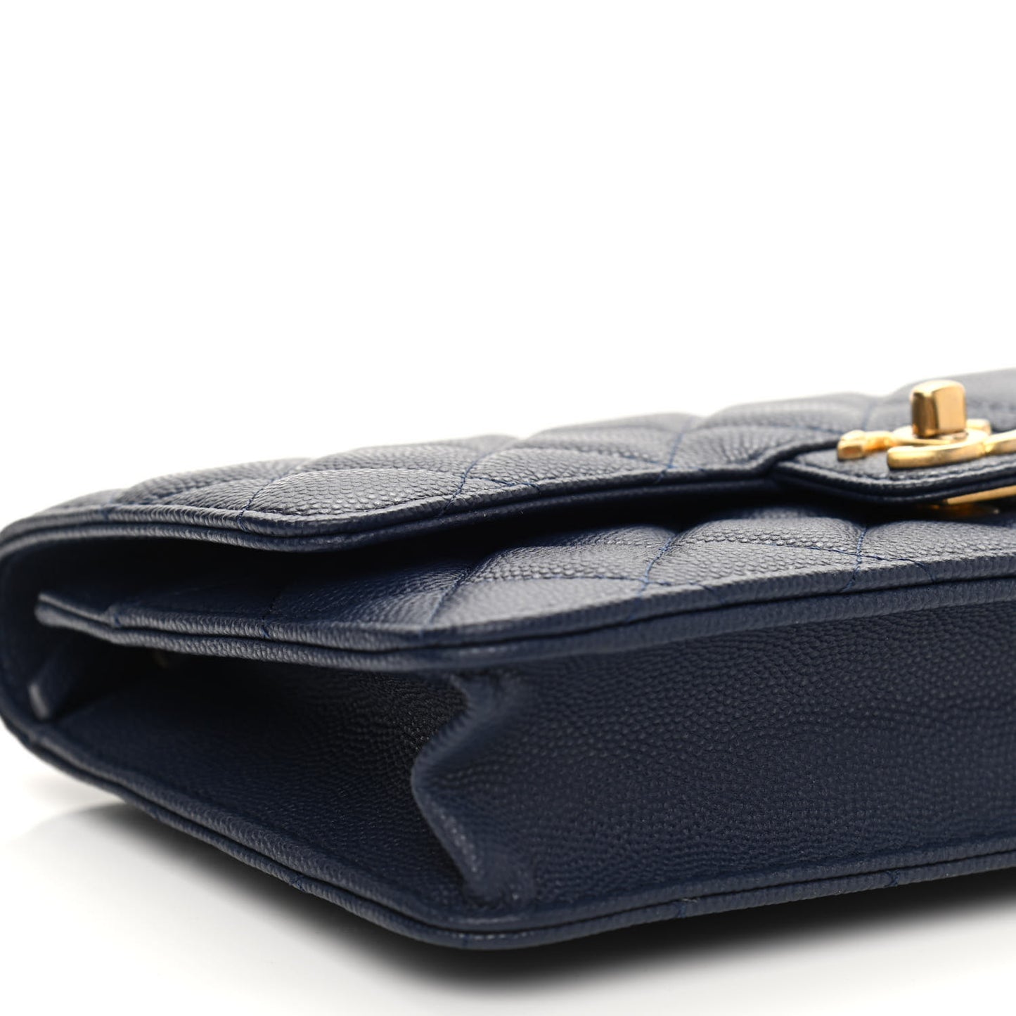 Caviar Quilted Chain Handle Round Wallet On Chain WOC Navy