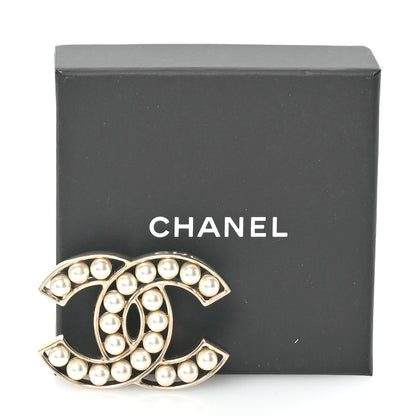 Chanel Pearl CC Brooch Light Gold 4 of 4