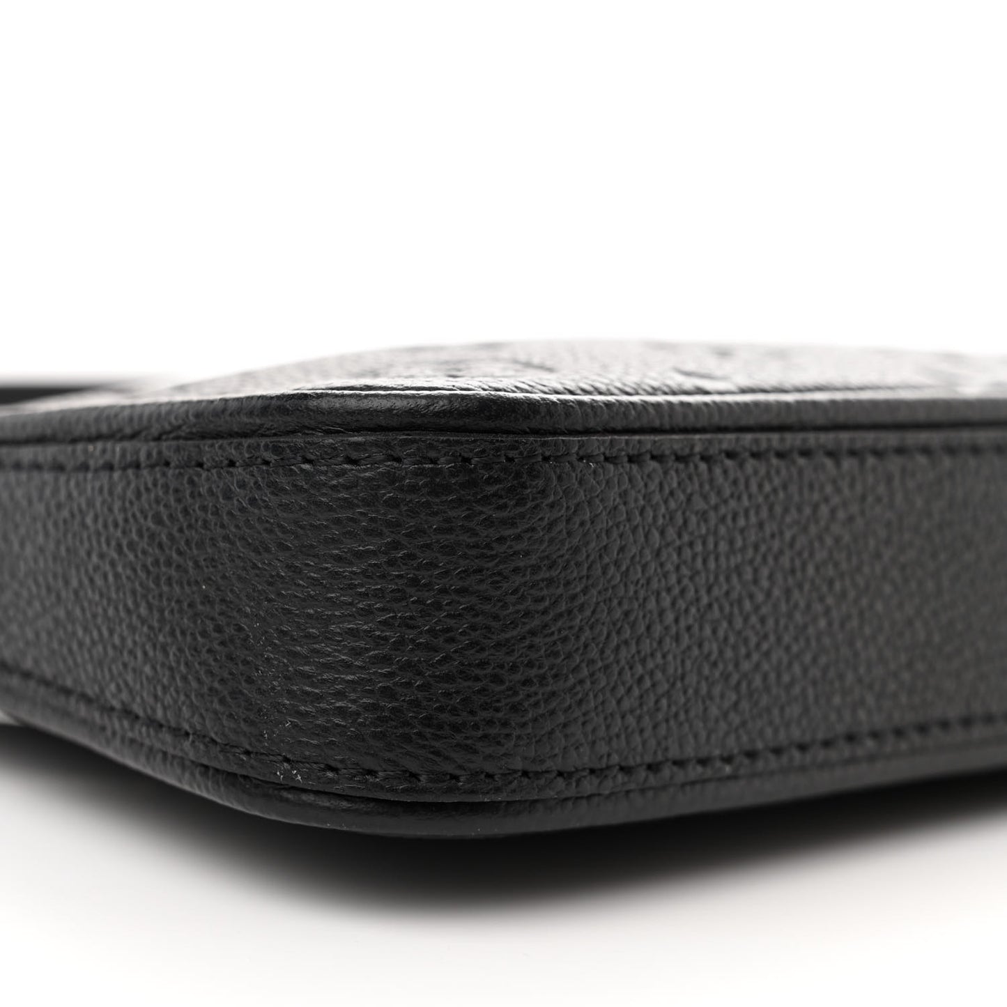 Empreinte Easy Pouch On Strap Black