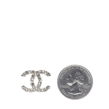Chanel Pearl CC-Casino Earrings Gold 2 of 4