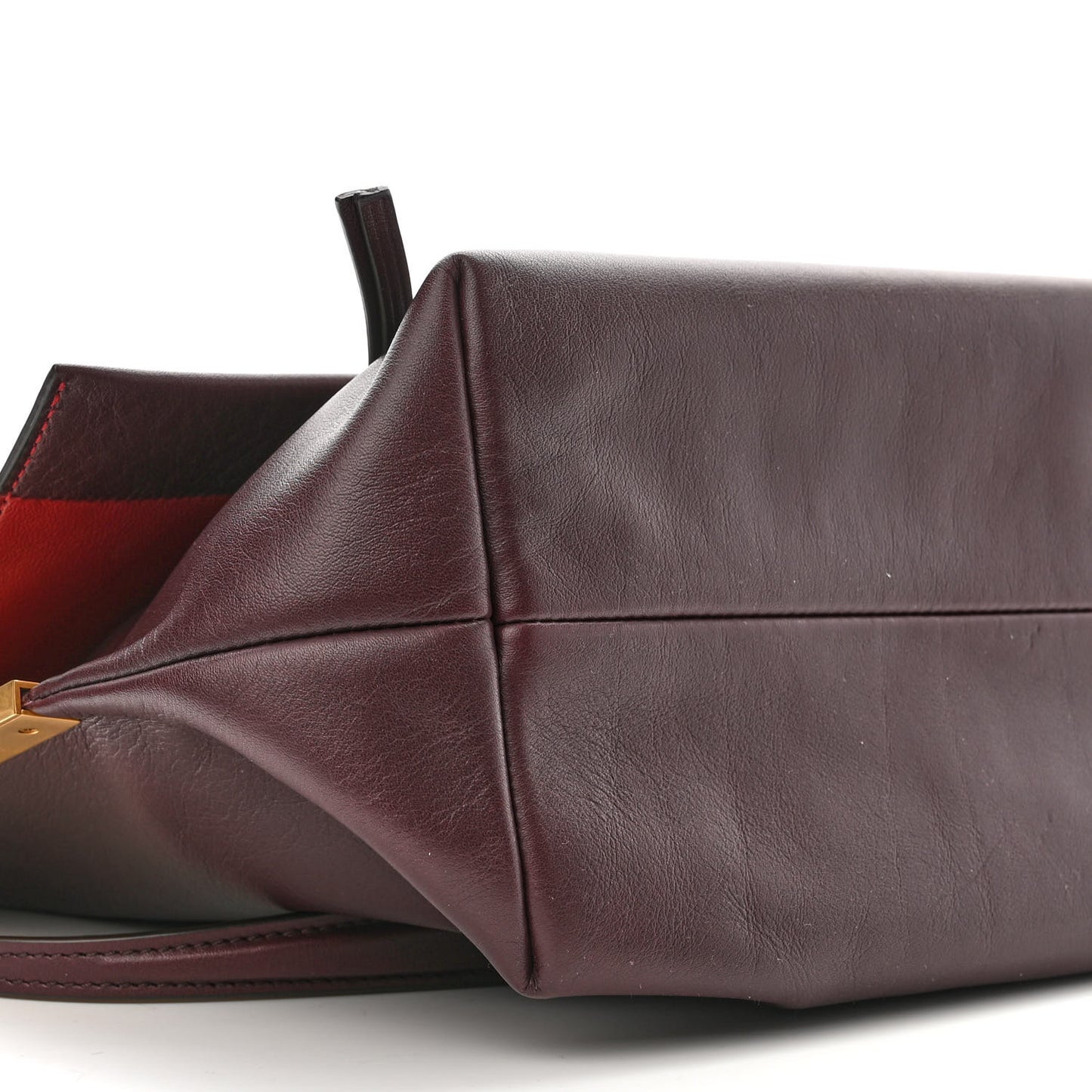 Smooth Calfskin Blade Flap Burgundy