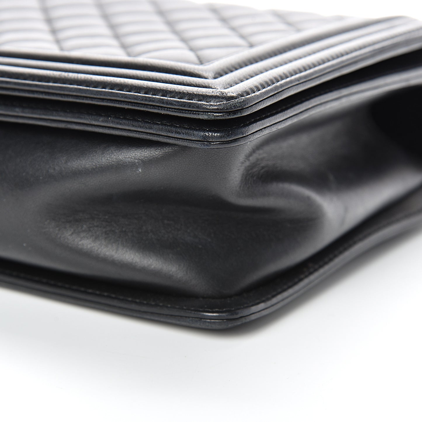 Lambskin Quilted New Medium Boy Flap Black