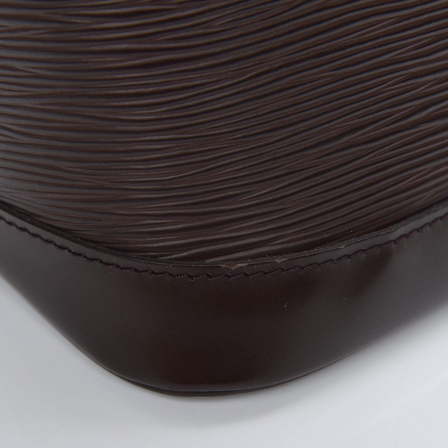 Louis Vuitton Epi Alma PM Moka 8 of 13