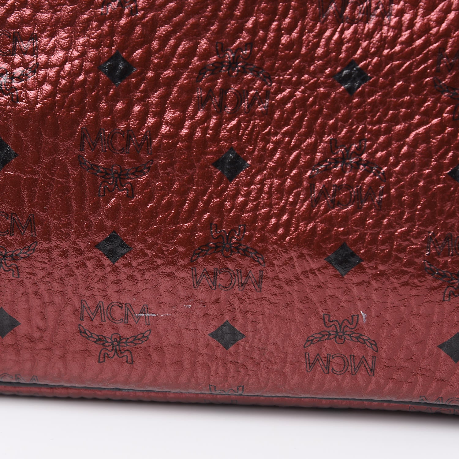 MCM Metallic Visetos Reversible Shopper Tote Scooter Red 12 of 16