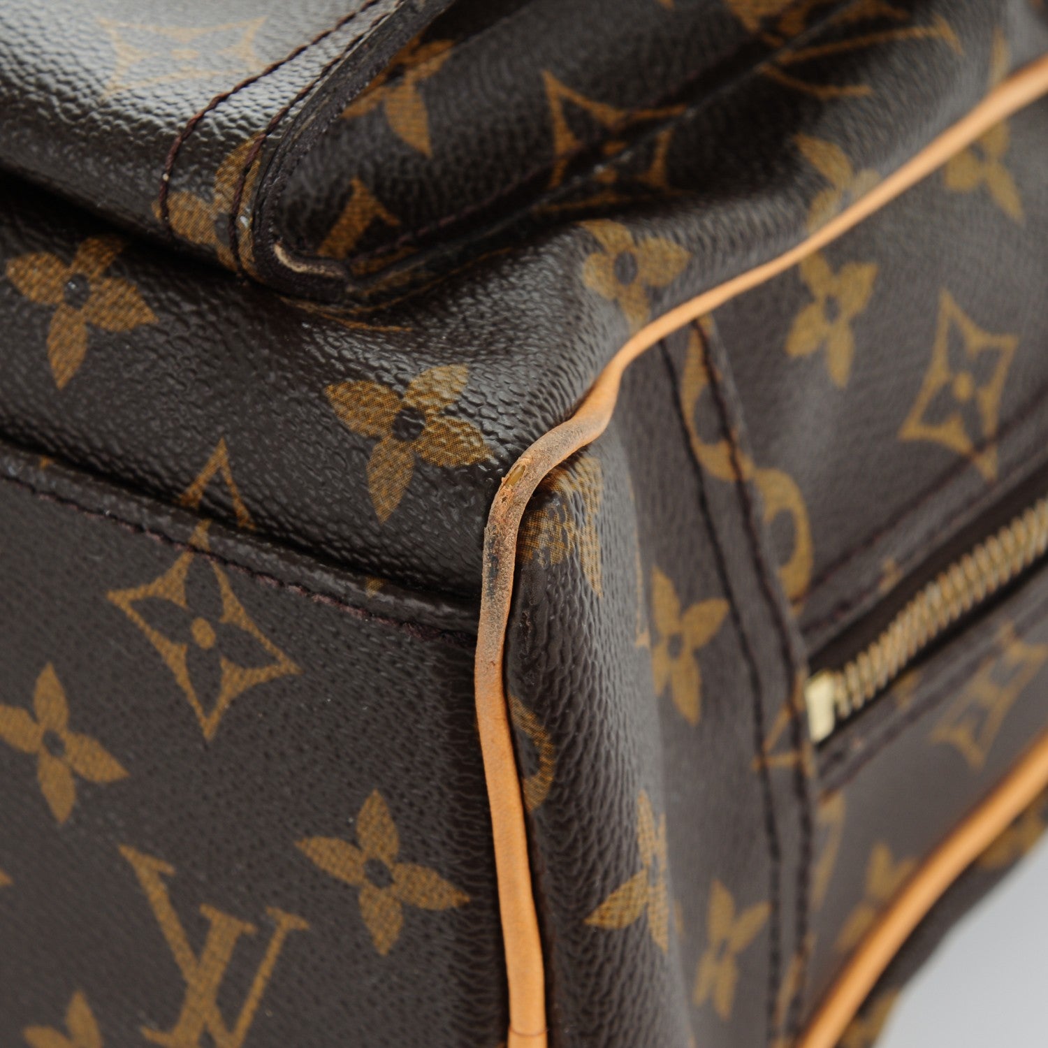 Louis Vuitton Monogram Manhattan GM 8 of 10