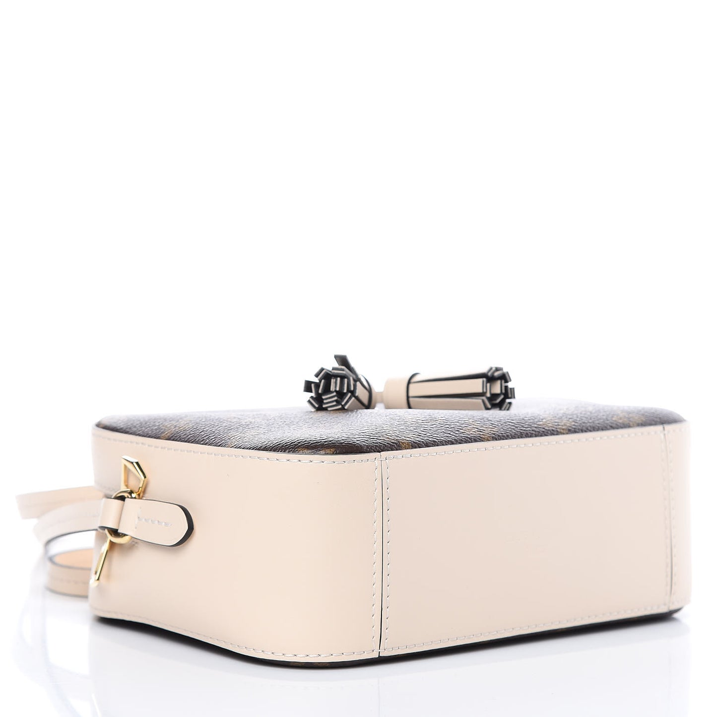 Monogram Saintonge Creme