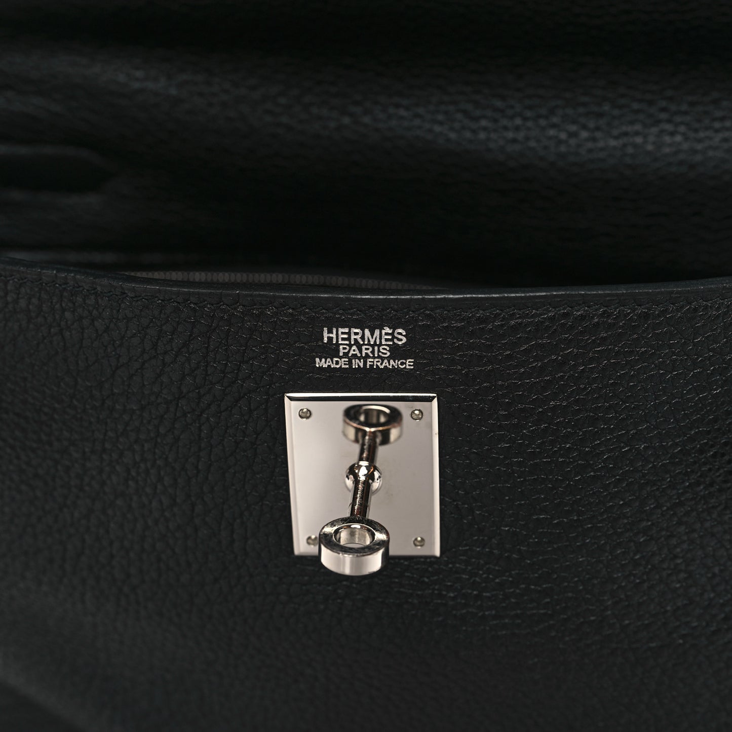 Taurillon Clemence Kelly Retourne 32 Black