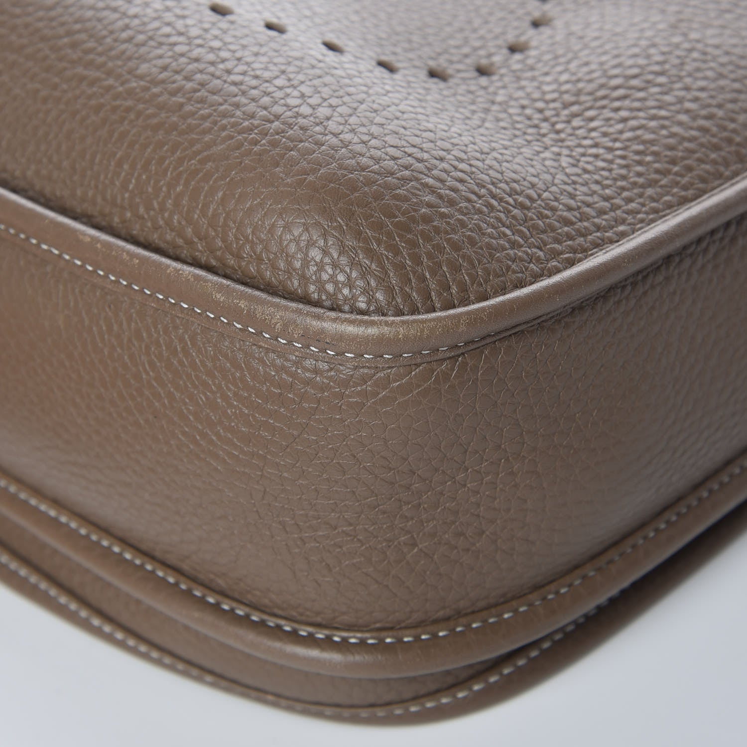 Hermes Taurillon Clemence Evelyne III PM Etoupe 14 of 16