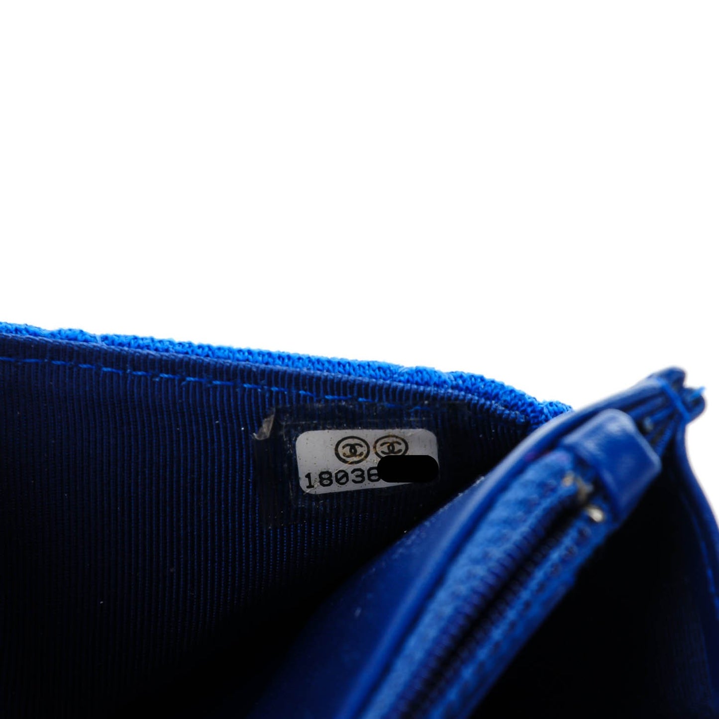 Jersey Quilted Reissue Wallet On Chain WOC Blue