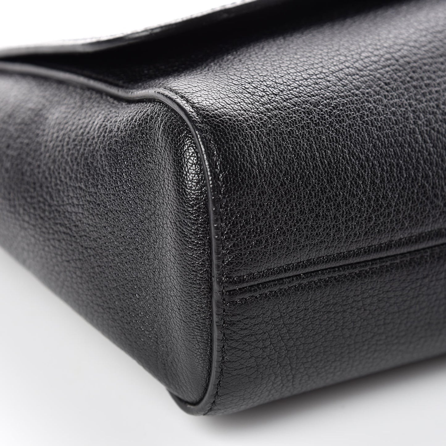 Glossy Goatskin Medium Lily Black