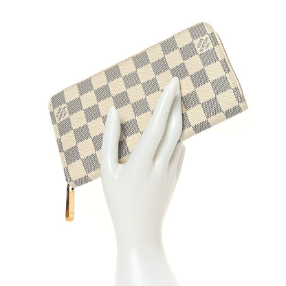 Louis Vuitton Damier Azur Zippy Wallet 2 of 7