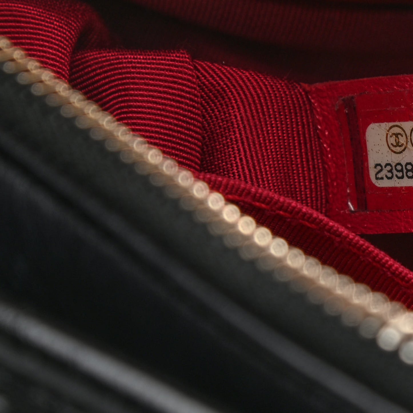 Aged Calfskin Quilted Medium Gabrielle Hobo Black