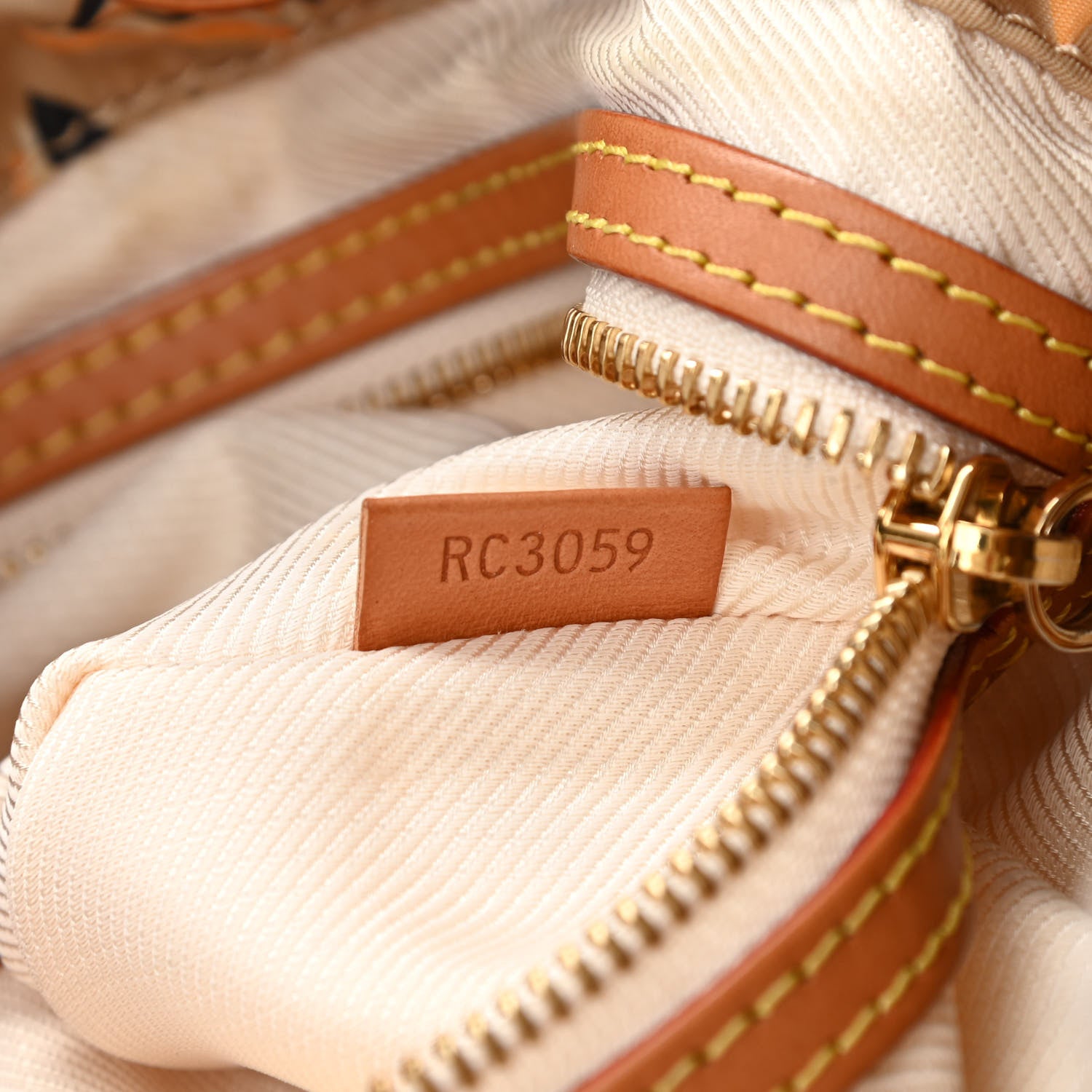 Louis Vuitton Canvas Monogram Cruise Bulles MM Natural 7 of 11