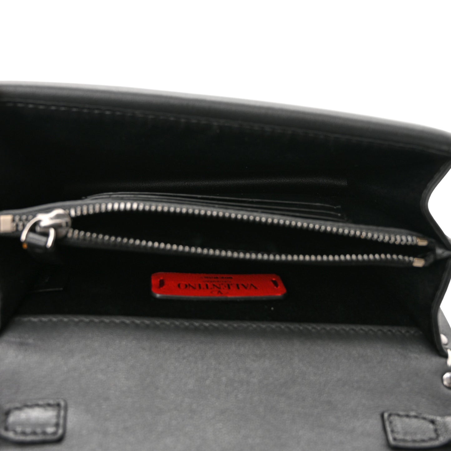Vitello Chevron Rockstud Wallet on Chain Light Ivory Black