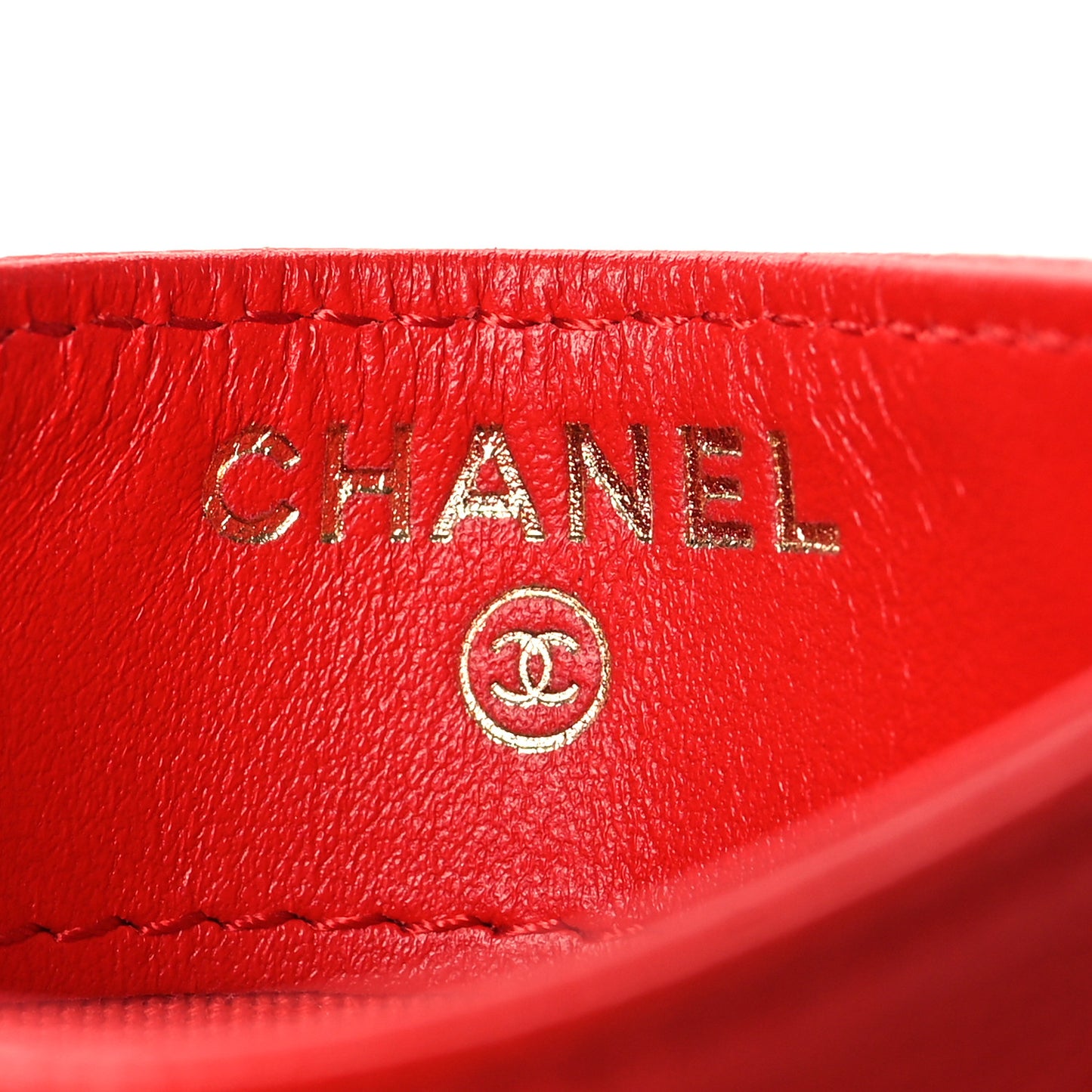 Caviar Quilted Card Holder Red