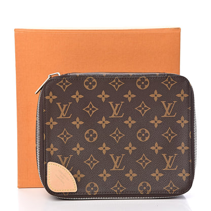 Louis Vuitton Monogram Horizon Accessories Pouch 7 of 7