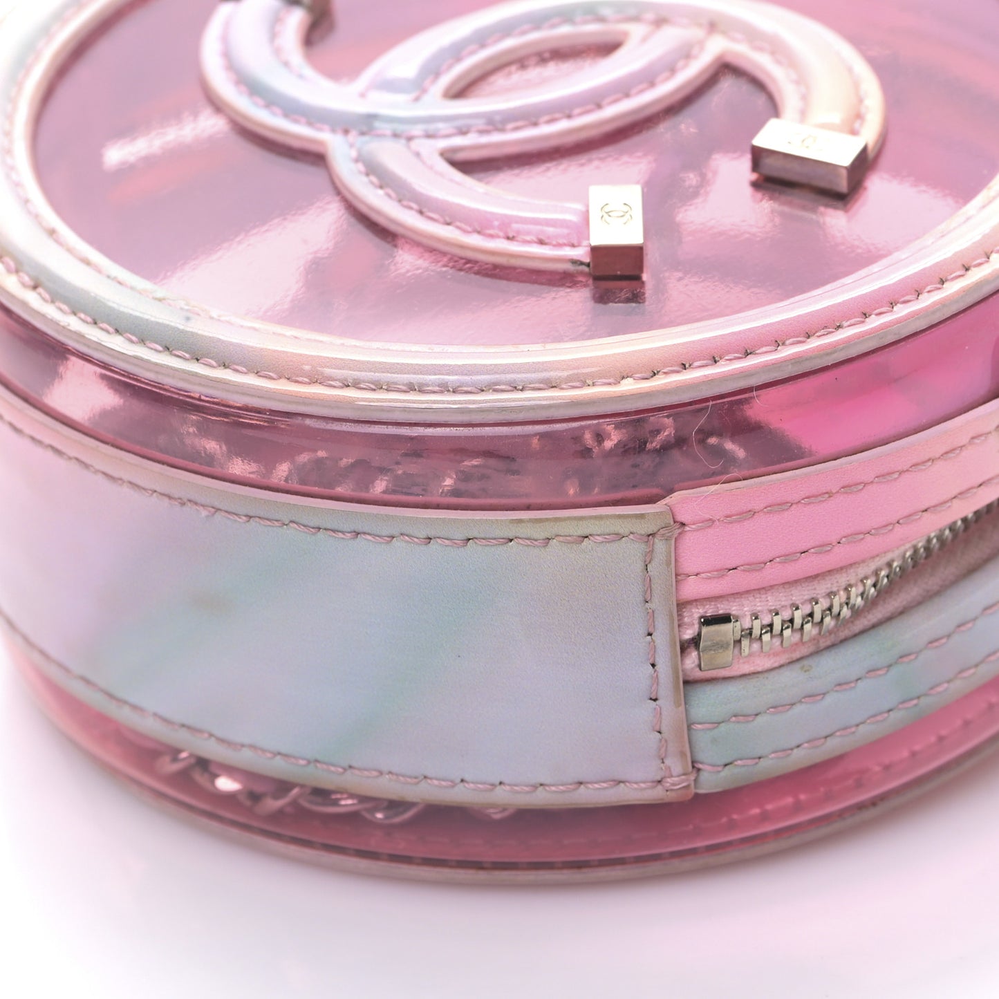 PVC Lambskin Filigree Round Clutch With Chain Pink