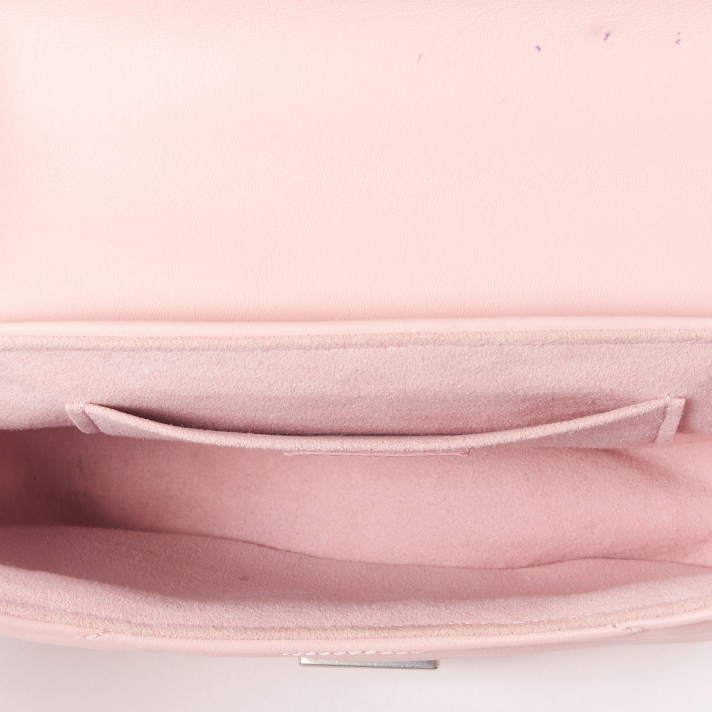 Calfskin New Wave Chain PM Smoothie Pink