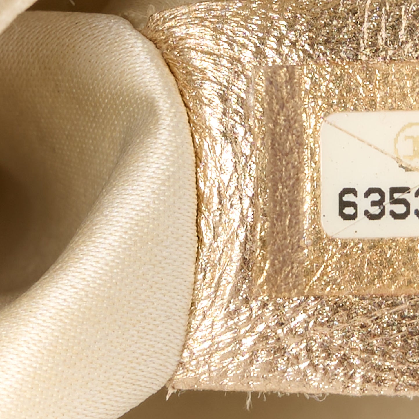 Metallic Nylon Medium Travel Flap Light Gold