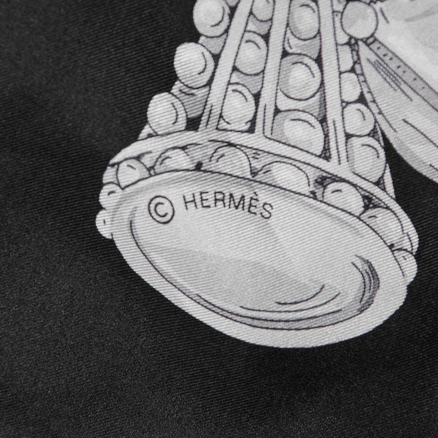 Hermes Silk Twill Parures Precieuses Shawl 140 Noir Jaune D'Or Gris 5 of 7