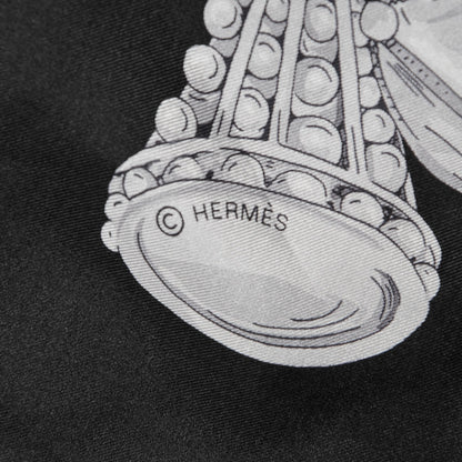 Hermes Silk Twill Parures Precieuses Shawl 140 Noir Jaune D'Or Gris 5 of 7