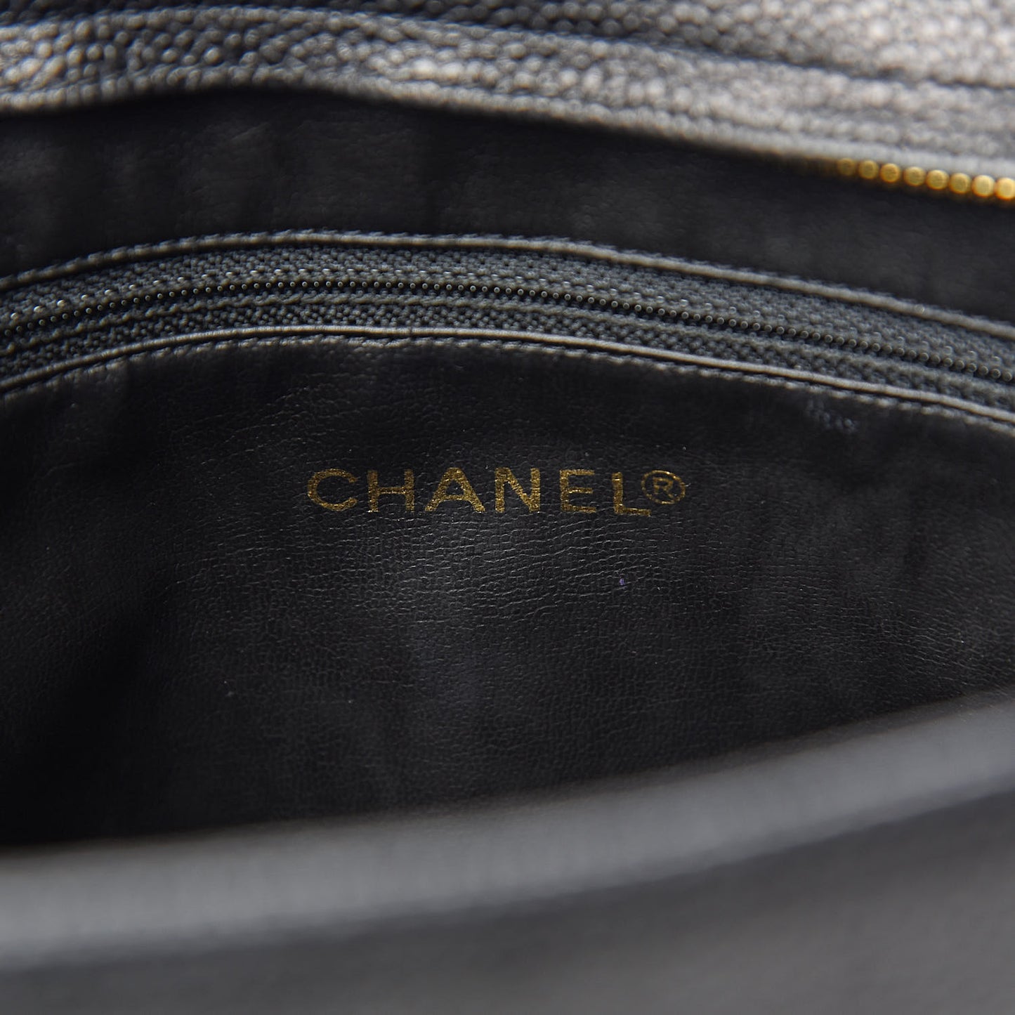Caviar CC Shoulder Bag Black