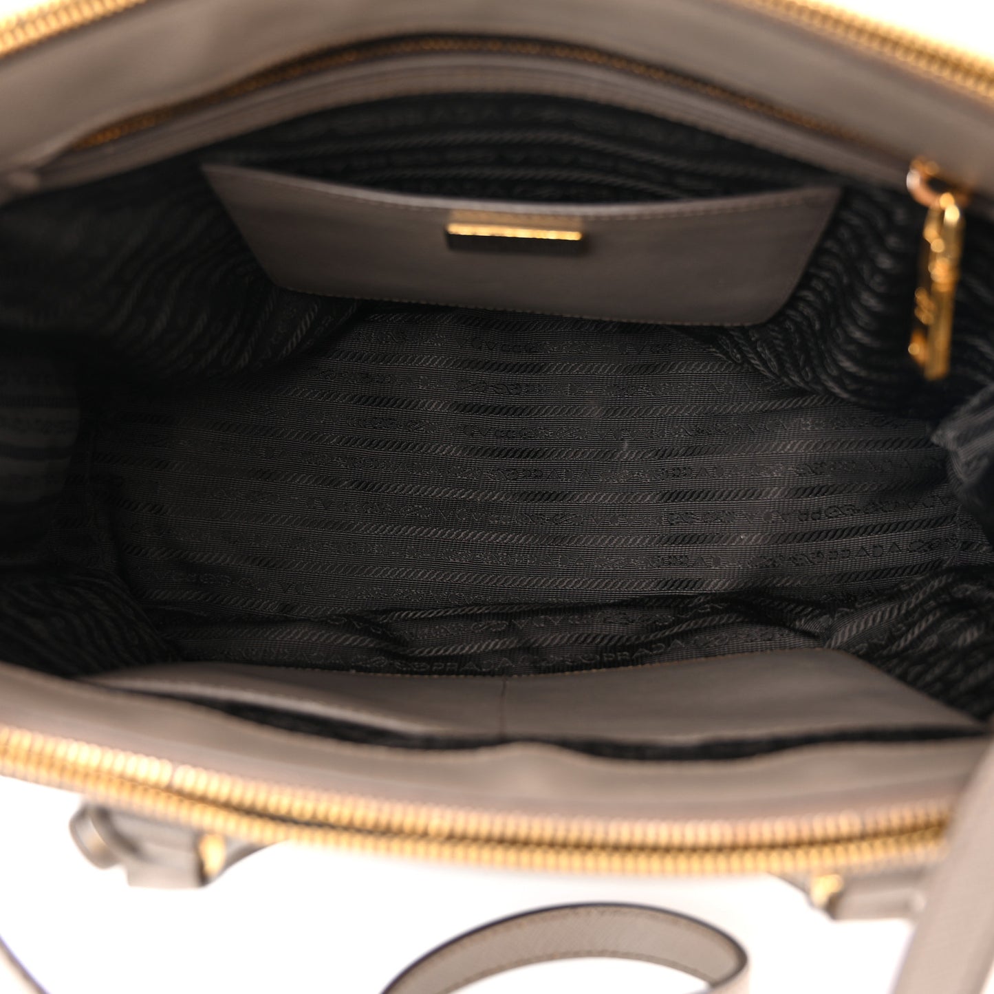 Saffiano Medium Galleria Double Zip Tote Argilla