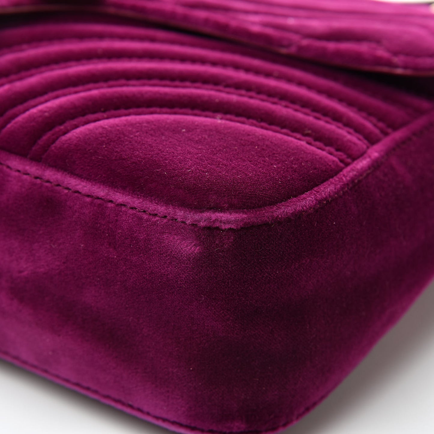 Velvet Matelasse Medium GG Marmont Shoulder Bag Fuchsia Violet Cyclamen