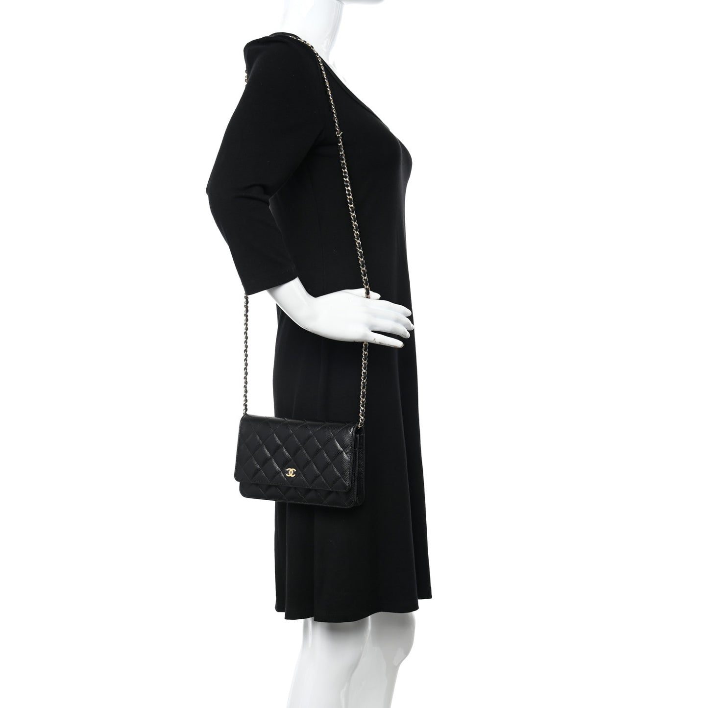 Caviar Quilted Wallet on Chain WOC Black