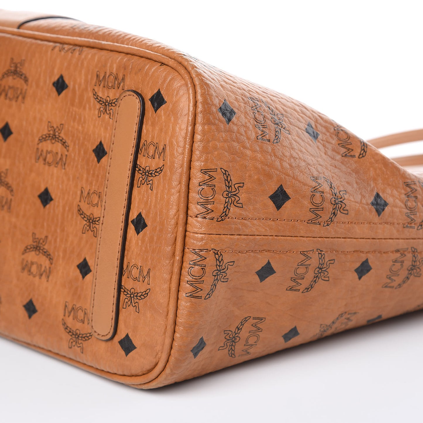 Visetos Medium Liz Reversible Shopper Tote Cognac