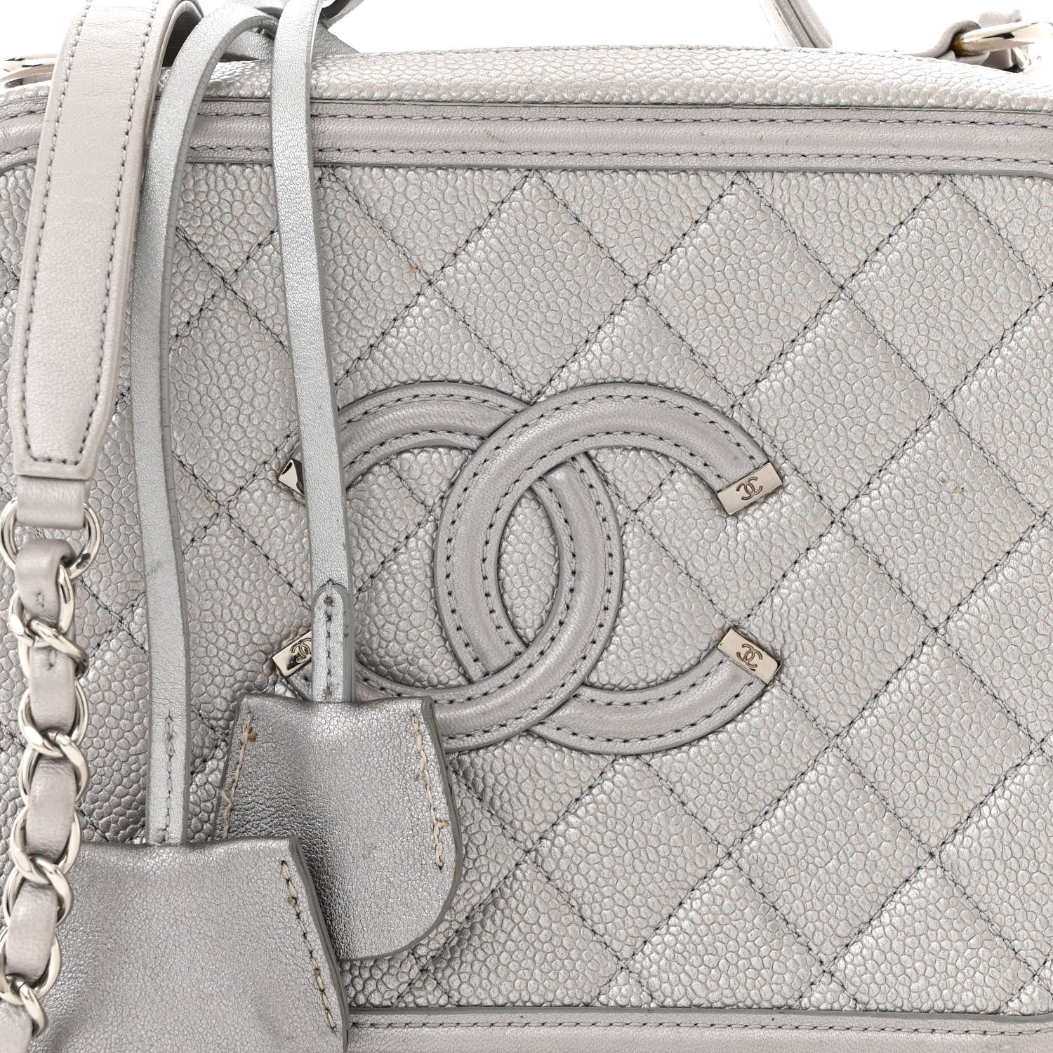 Chanel Metallic Caviar Quilted Medium CC Filigree Vanity Case Silver 8 of 11