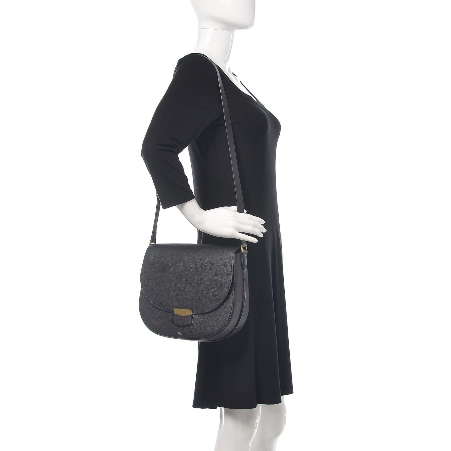 Grained Calfskin Medium Trotteur Black