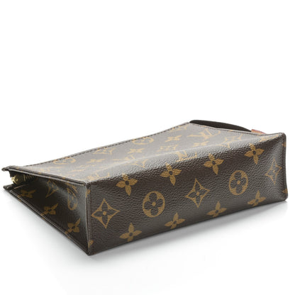 Louis Vuitton Monogram Toiletry Pouch 19 4 of 7