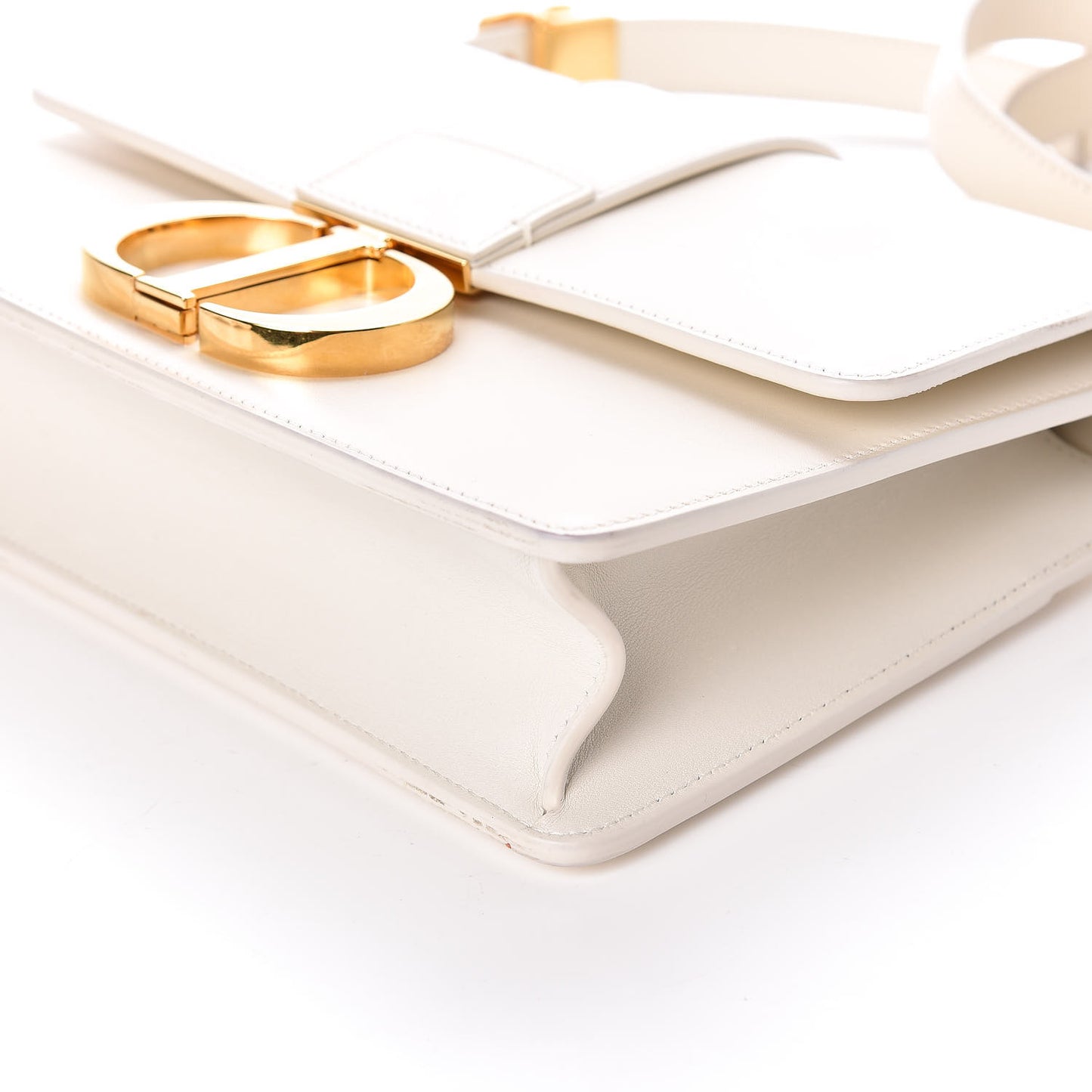 Calfskin 30 Montaigne Flap Bag White