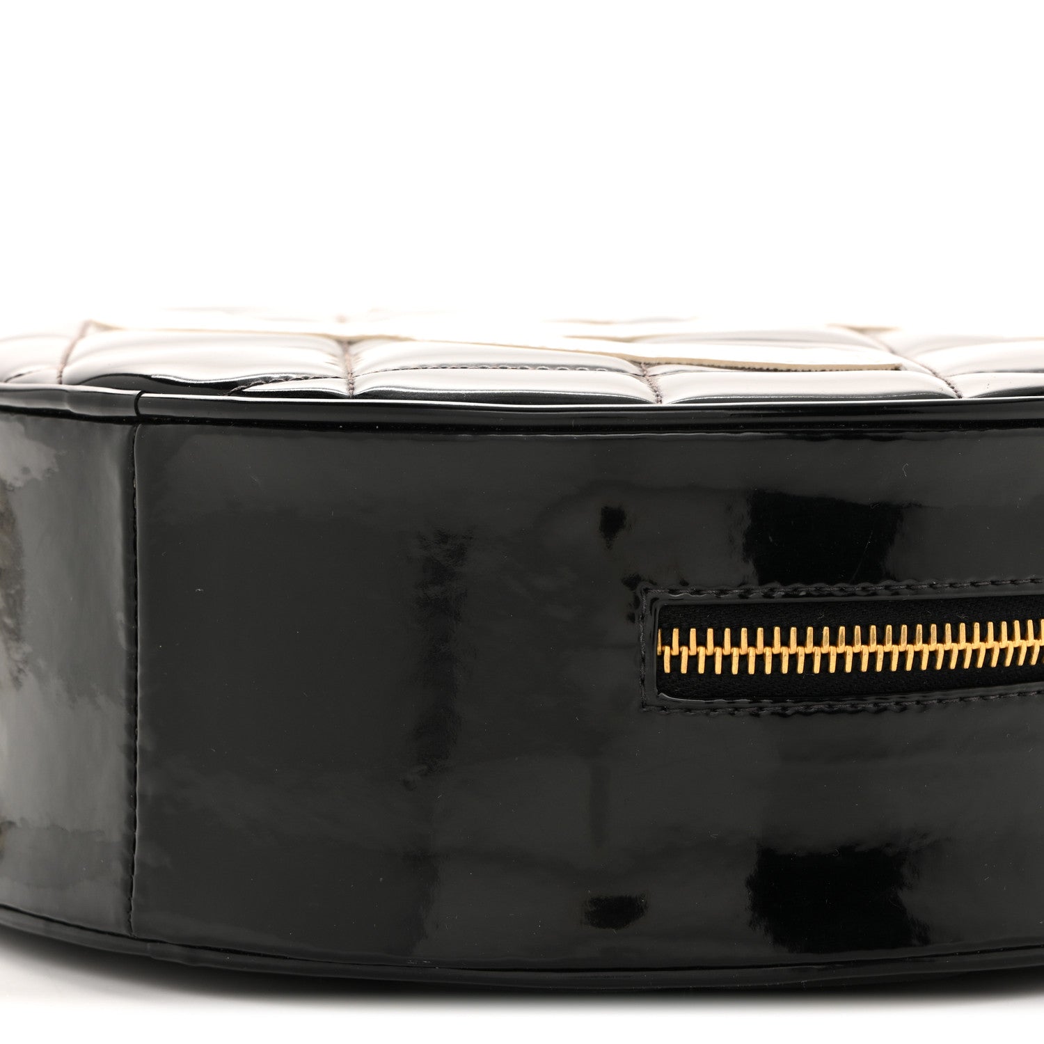 Chanel Patent CC Round Vanity Case Black 11 of 13