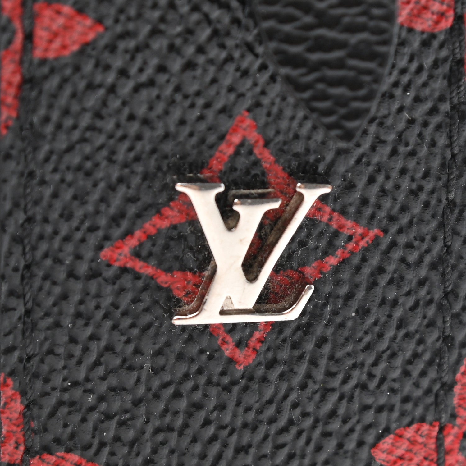 Louis Vuitton Monogram Infrarouge Luggage Tag 4 of 4