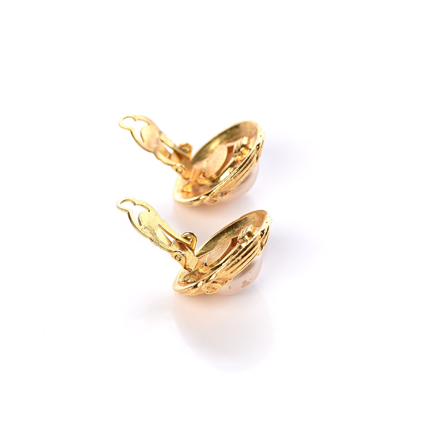 Chanel Pearl Clip On Earrings Gold 4 of 5
