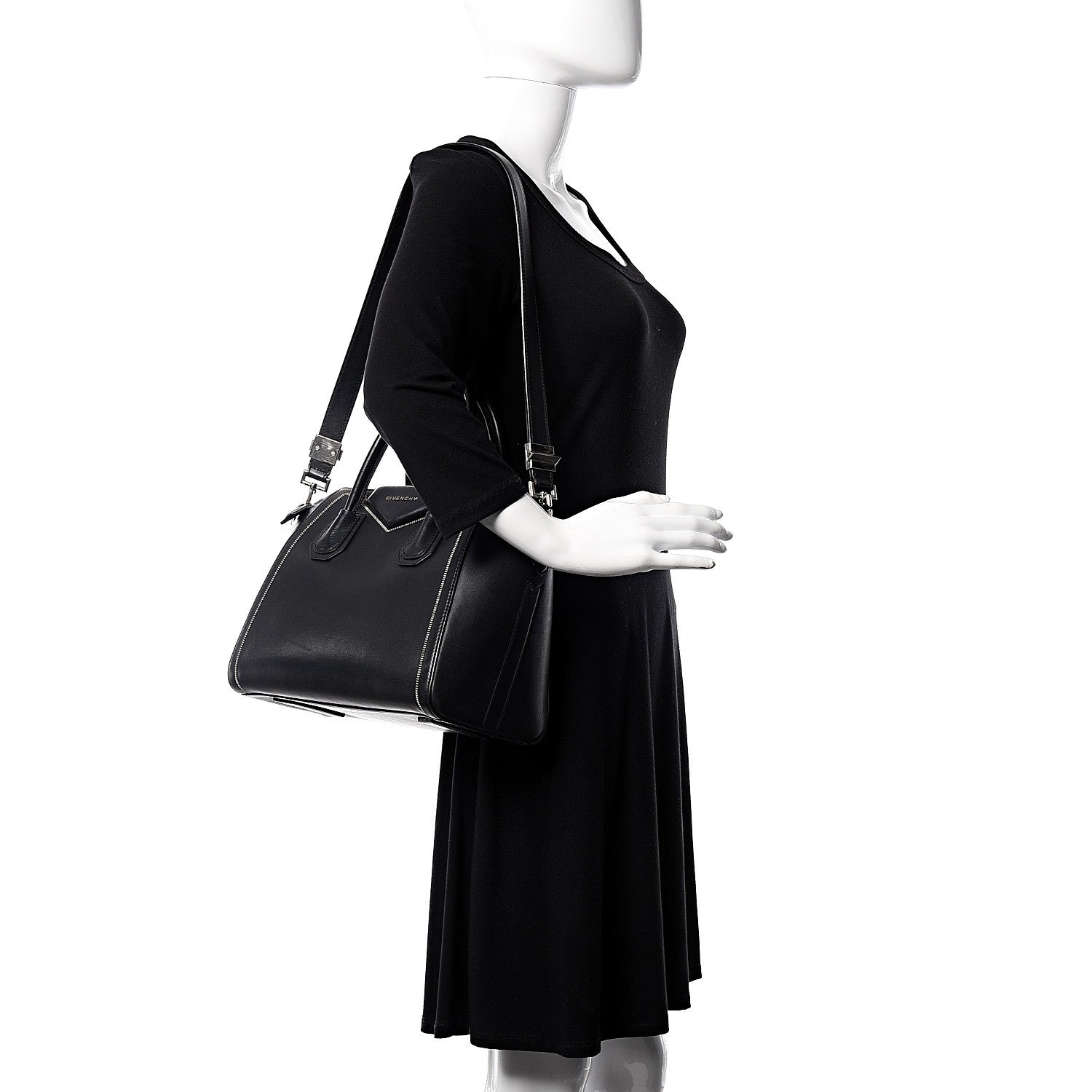 Givenchy Buffed Calfskin Small Chain Antigona Black 2 of 13