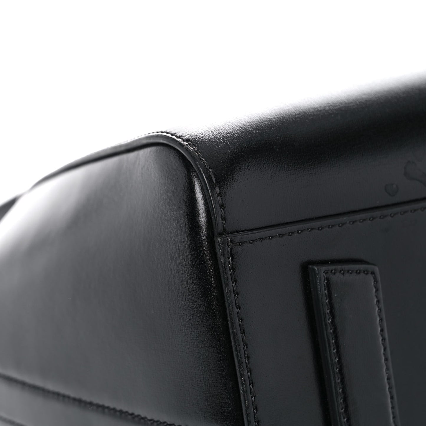Shiny Lord Calfskin Medium Antigona Black