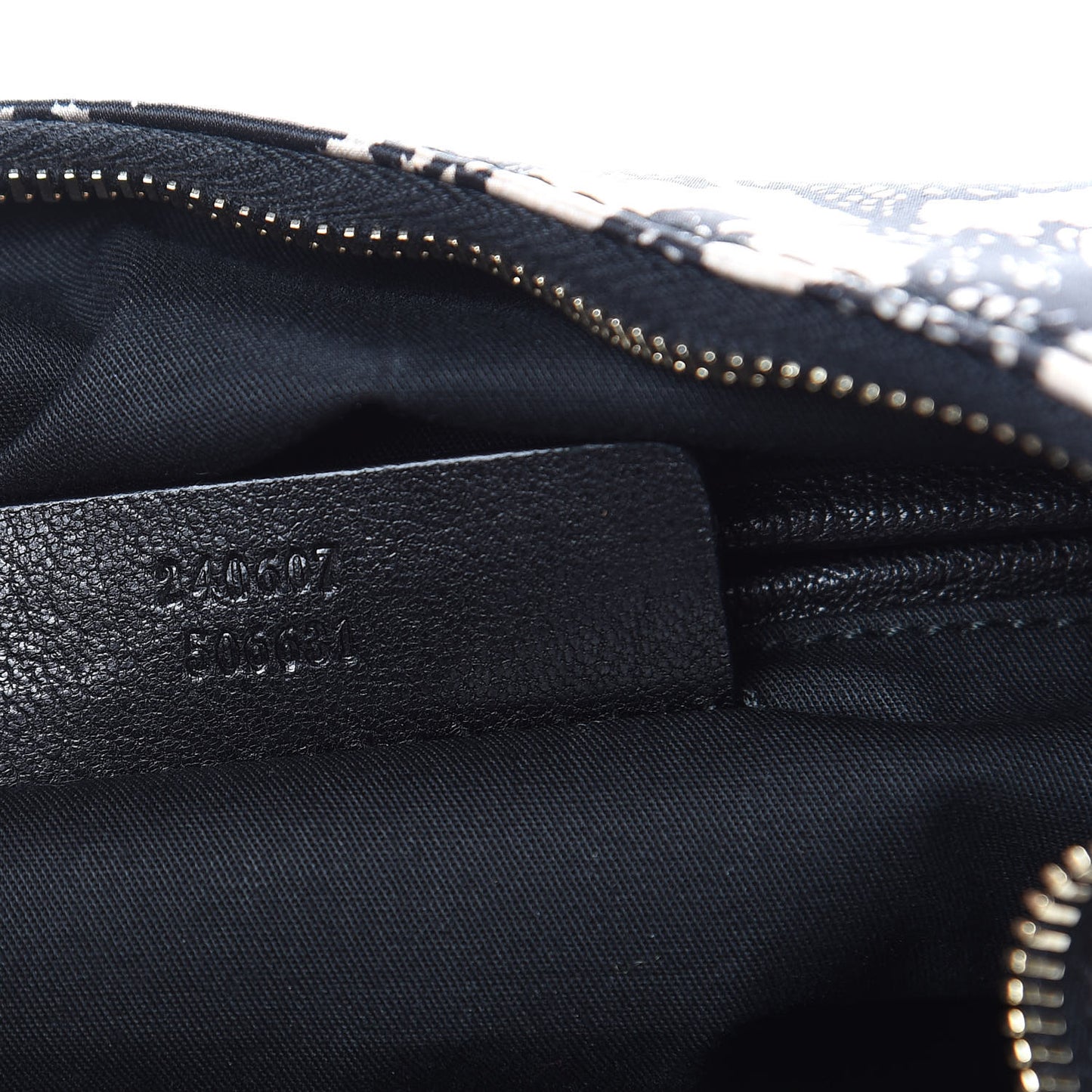 Silk De Manta Lace Print Clutch