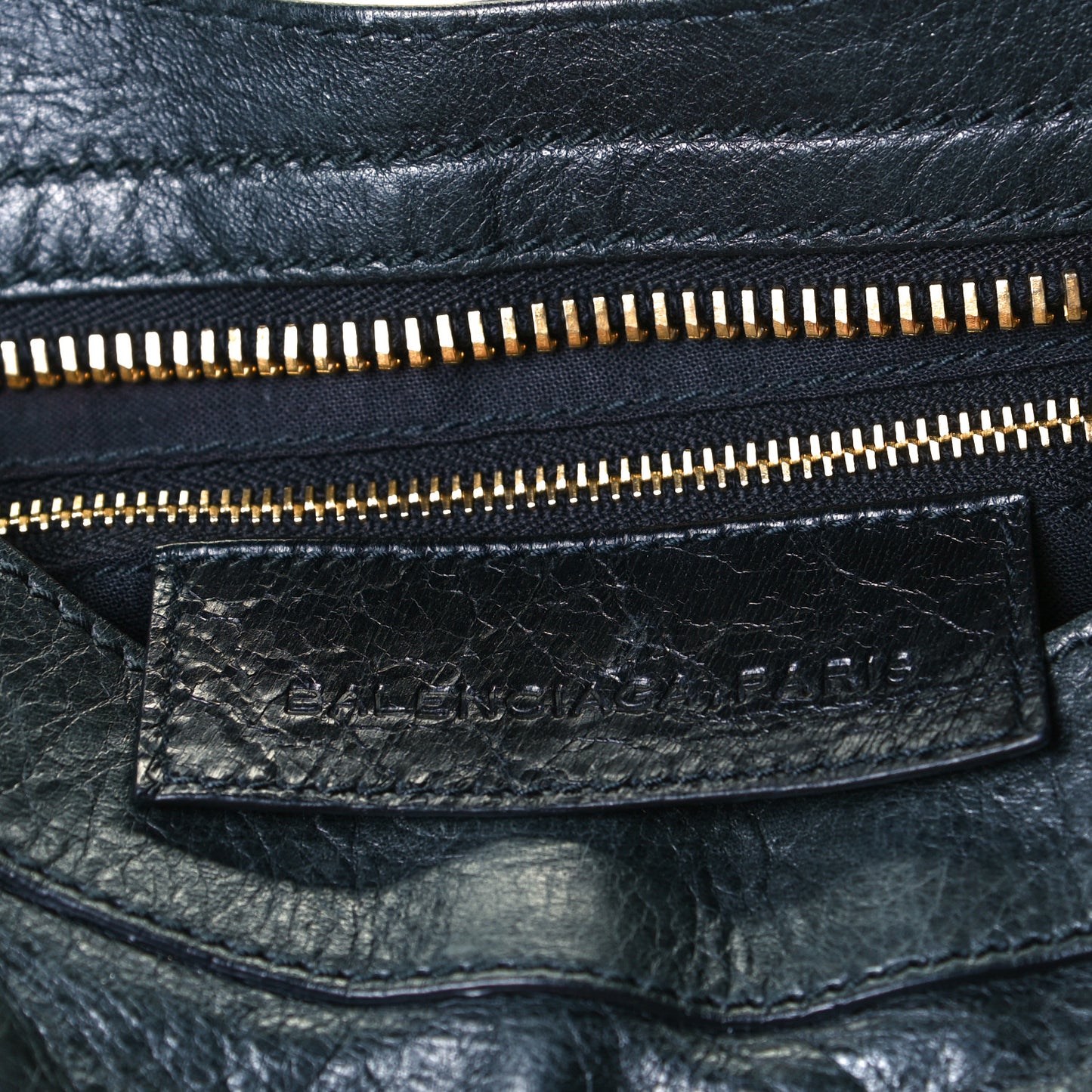 Agneau Giant 21 Gold Hardware City Black