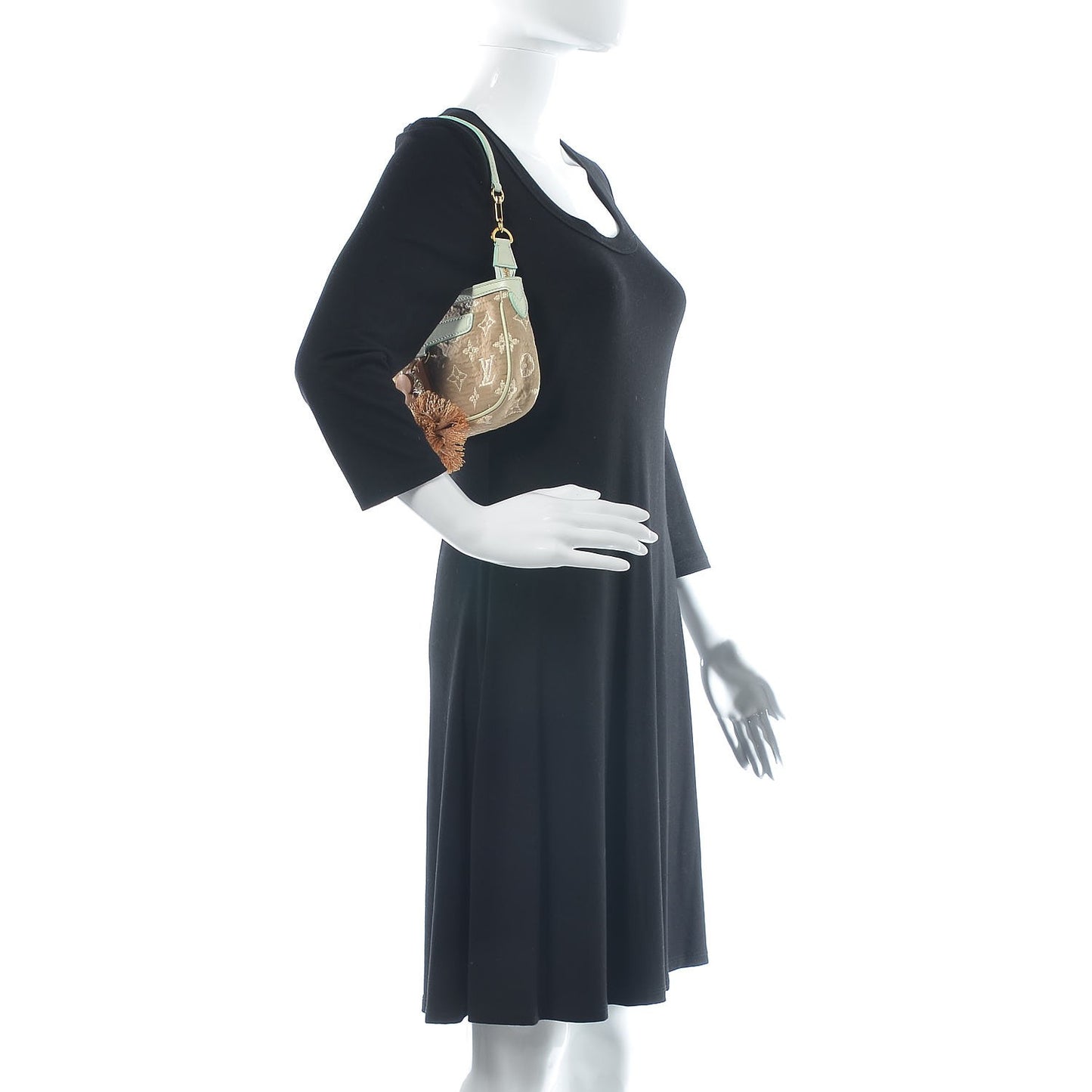 Monogram Sabbia Pochette Accessories Vert