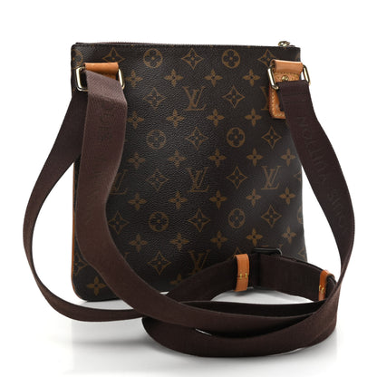 Louis Vuitton Monogram Pochette Valmy 3 of 9