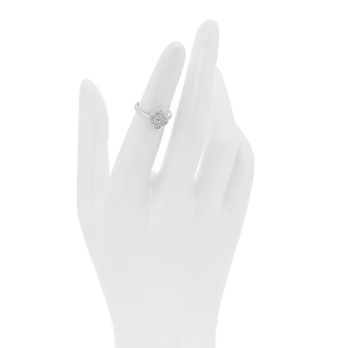 18K White Gold Diamond Sweet Alhambra Ring 46 3.75